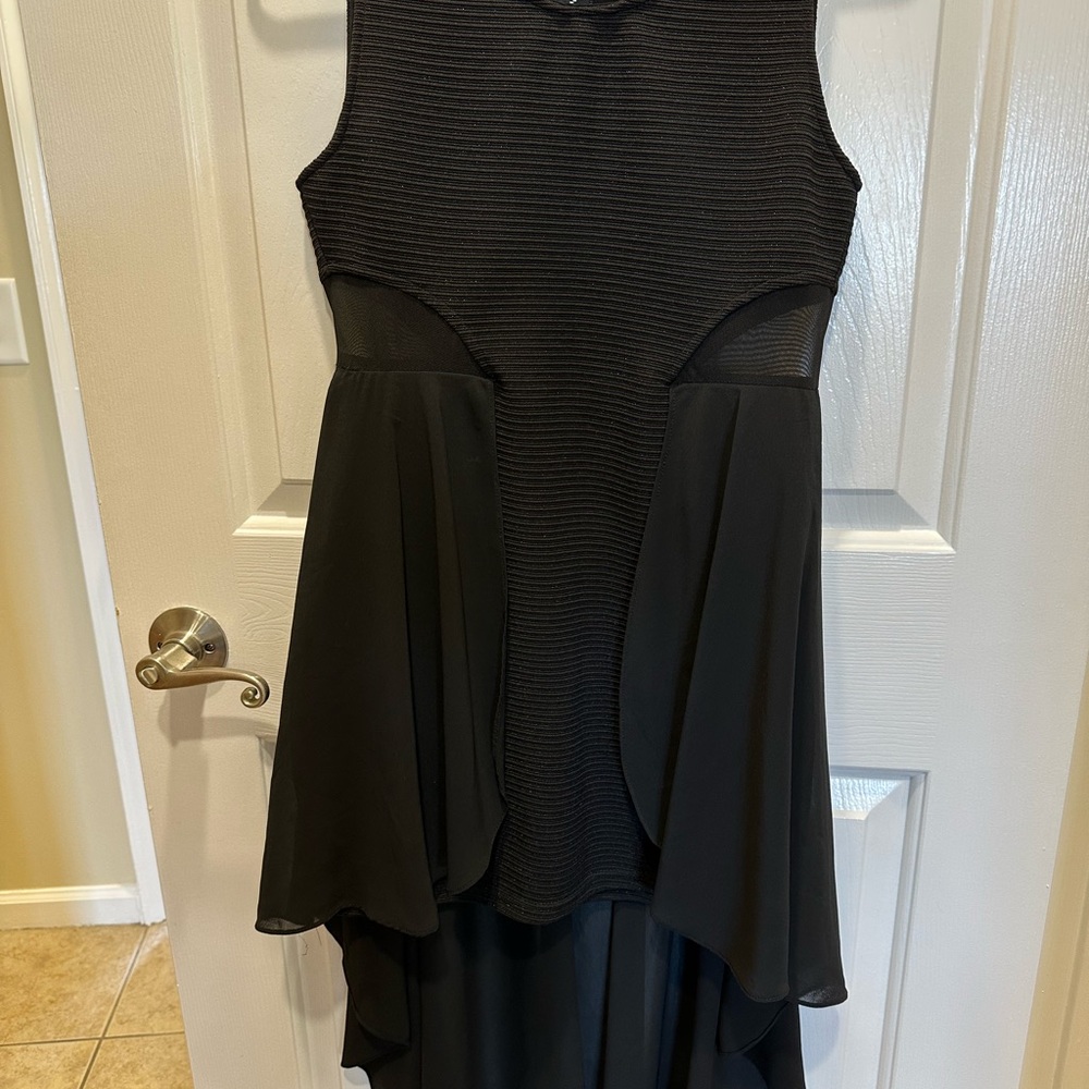 Elegant Black Sleeveless Dress